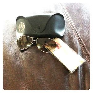 Ray Ban sunglasses 100%uv protection