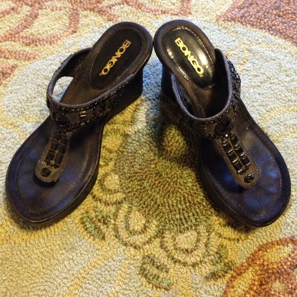 Black Sandals!!