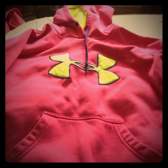 Bright Under Armor sweatshirt