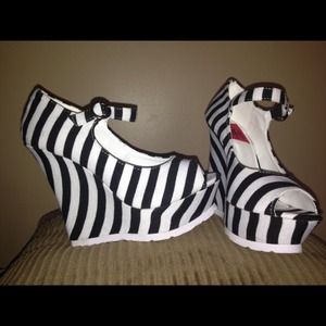 Stripped Wedge's
