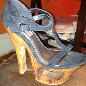 New summer time sandals