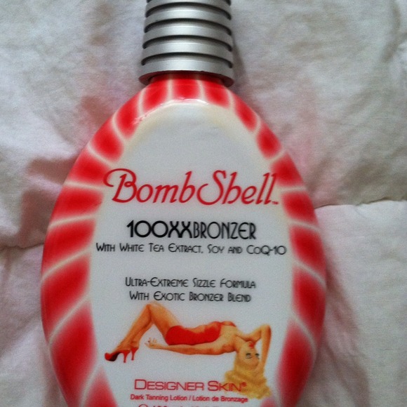 💣Bombshell 100x bronzer tanning lotion