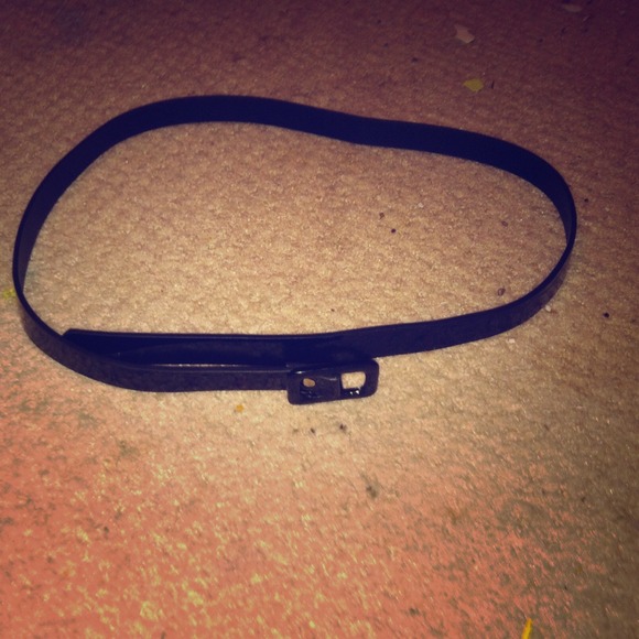 Black thin belt