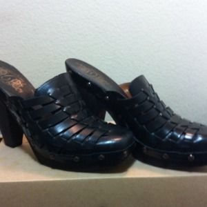 Nine West Wood Heels