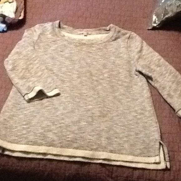 Gap 3/4 sleeve sweatshirt
