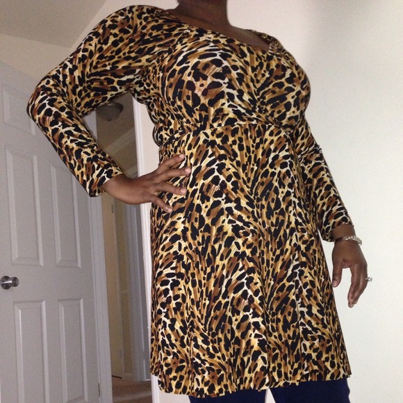 💢SOLD💢Normakamali sexy leopard dress - Picture 3 of 4