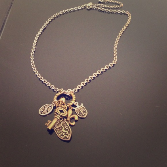 Silver and gold necklace