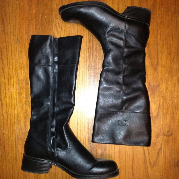 Mid calf boots