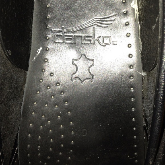 Shoes - Picture 2 of 2