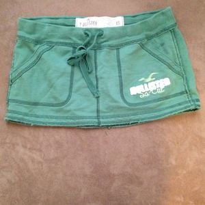 Green hollister skirt