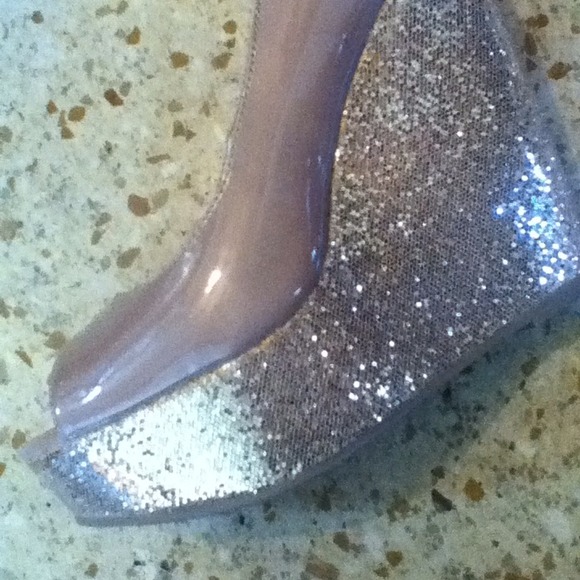 6 inch heel wedges in nude Very sparkly.