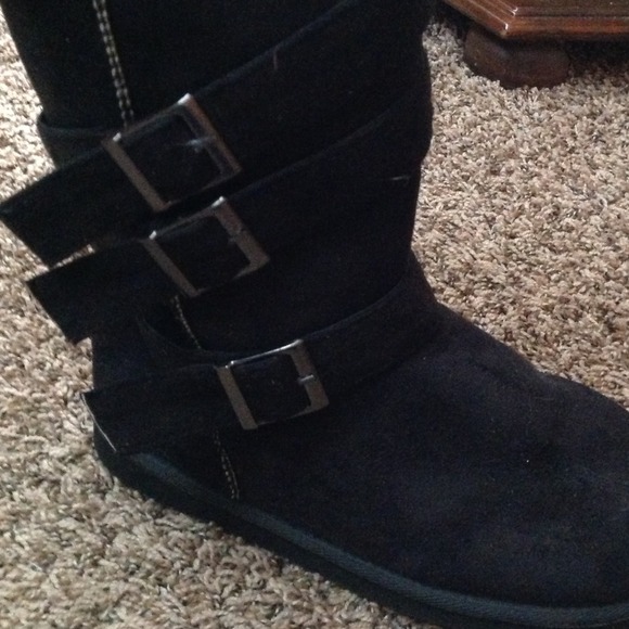 SOLD - Picture 3 of 3