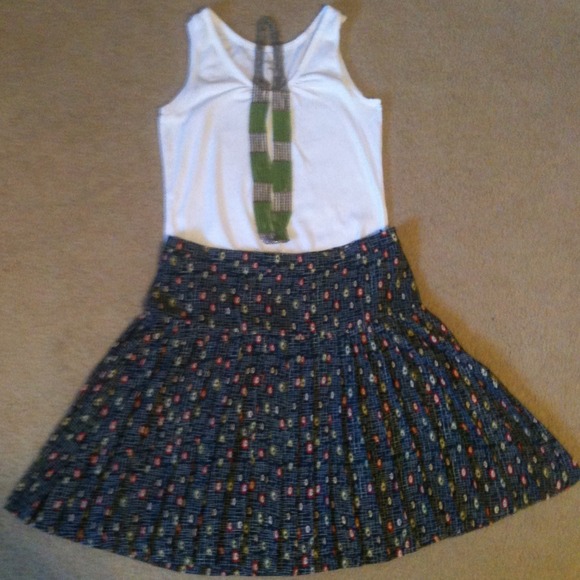 French Connection (UK Style) navy pleated skirt.