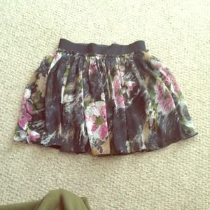 ⬇REDUCED⬇Floral Skirt