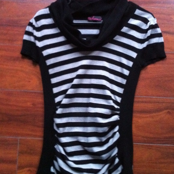 Takeout brand light sweater shirt