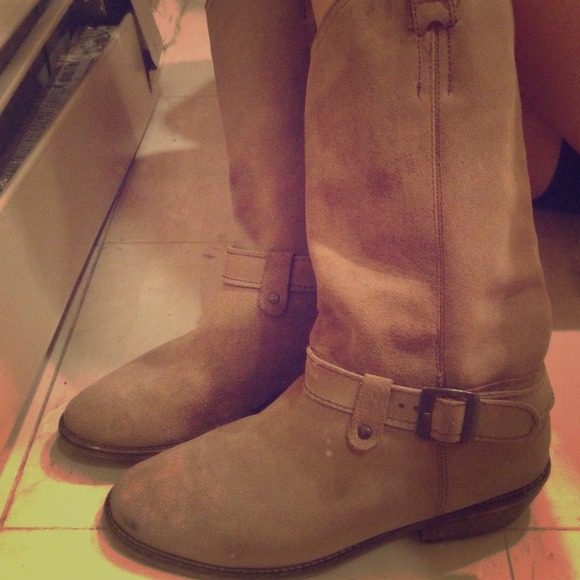 Steve Madden boots😍