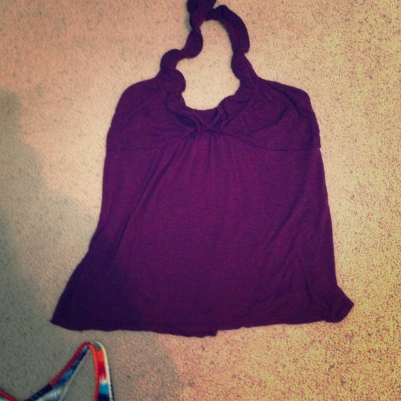Ruffled halter - Picture 1 of 2
