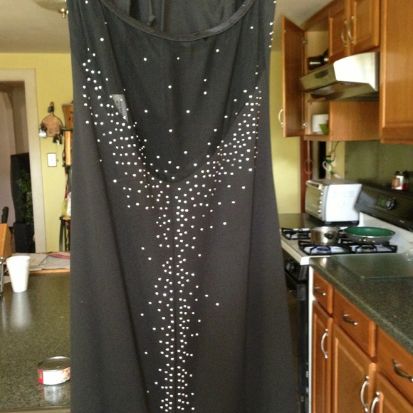 Black formal dress - Picture 1 of 3