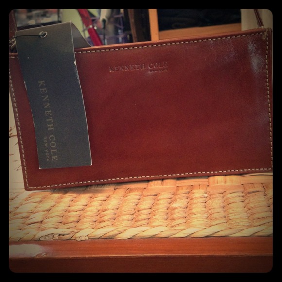 Authentic Brand New Kenneth Cole clutch
