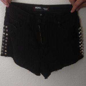 🚫SOLD🚫!!!!!!!!! High rise cheeky shorts w/ studs