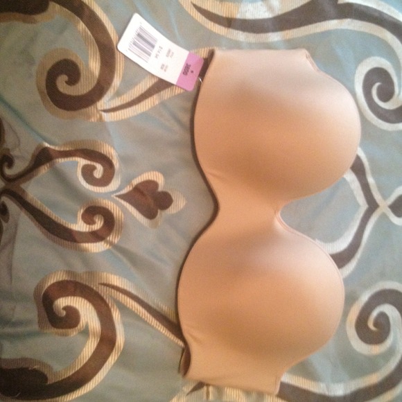 Strapless Bra NWT38 DD