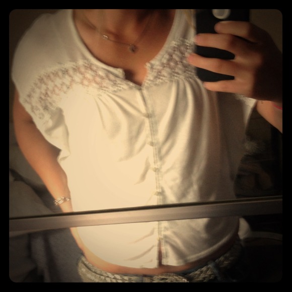 AMERICAN EAGLE SHIRT SIZE XS