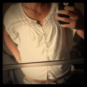 AMERICAN EAGLE SHIRT SIZE XS