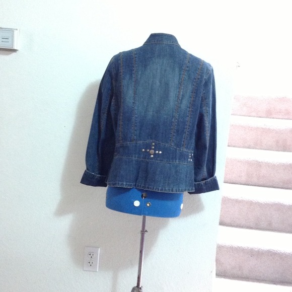 Levi Jacket! - Picture 2 of 2