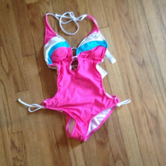 Bathing Suit - Picture 2 of 3