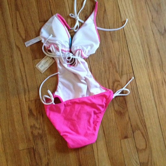 Bathing Suit - Picture 3 of 3