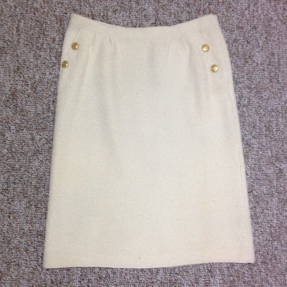 Authentic Chanel Skirt! Extra Buttons Included!