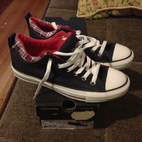 Converse Shoes - New converse