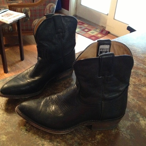 📦RESERVED FRYE Cowboy Boots📦