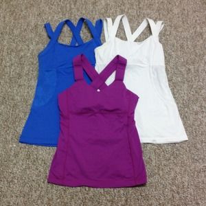 🚫Sold in Bundle🚫Lululemon Bundle of Three Tops!