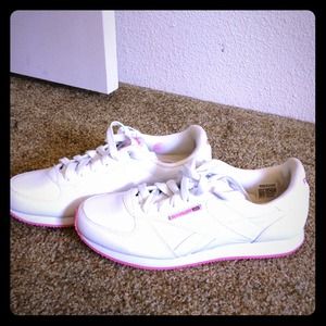 **Reebok Sneakers**