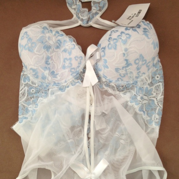 Adorable bridal lingerie!   Reduced!!