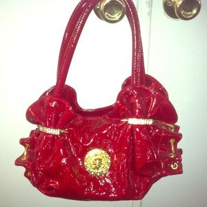 Leather Red w/ Gold Purse💋