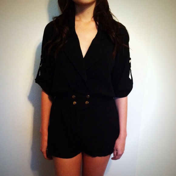 ❌SOLD❌Black romper with gold accents