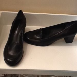 Bandolino Loafer Pumps