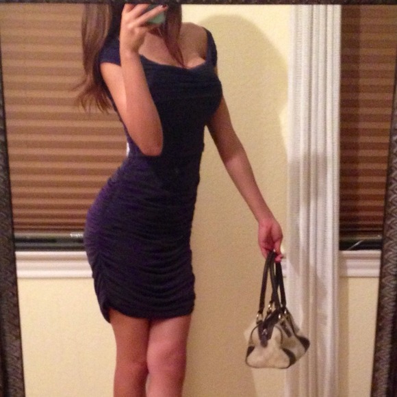 📬📦SOLD📬📦BCBG Navy Blue dress