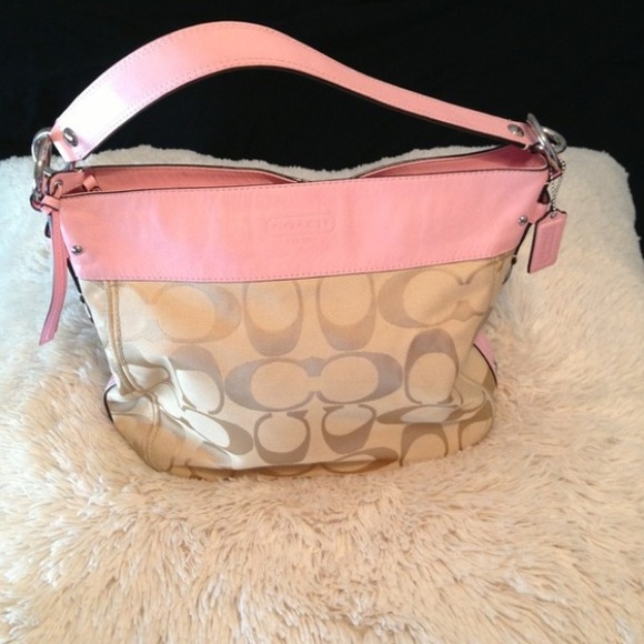 Coach medium size bag authentic leather