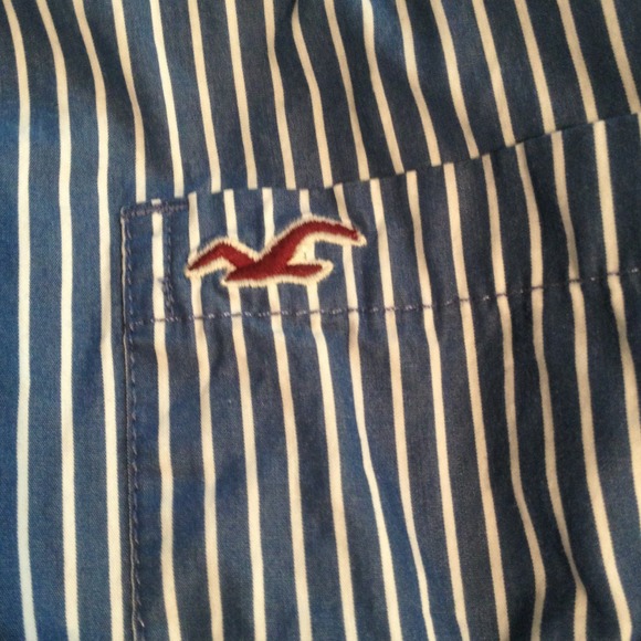 Long-sleeve button-up! - Picture 2 of 3