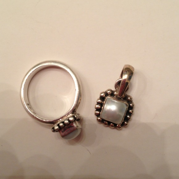 ❌SOLD WITH BUNDLE❌Ring and necklace charm