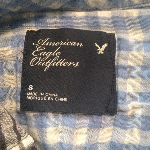 Button-up Long-sleeve - Picture 4 of 4