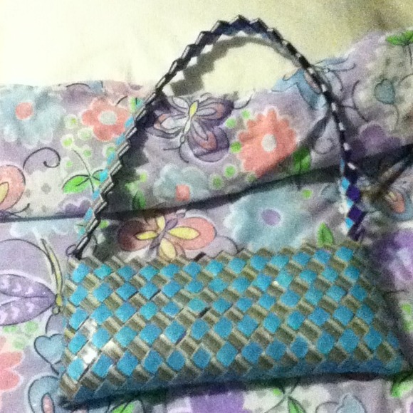 Candy type wrapper made purse.