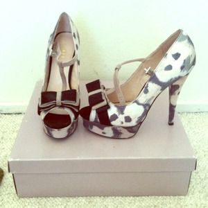 Bakers heels size 7.5