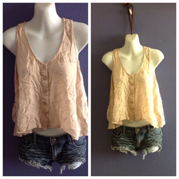 Tan casual top SOLD🚫
