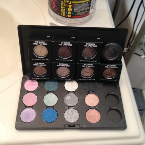 📛Sold📛My entire Mac collection 😍 and mufe