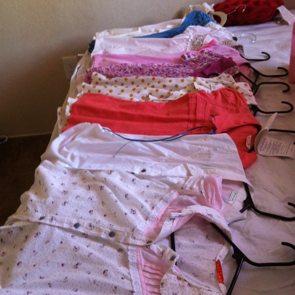 All the cute tops 5$ for each!!