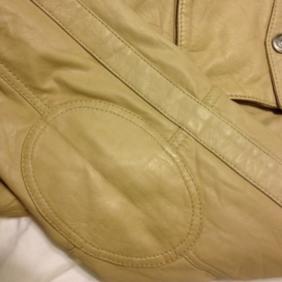 Authentic BURBERRY leather jacket - Picture 4 of 4